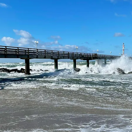 Haus Ostseenixe 01 * Wustrow (Fischland)